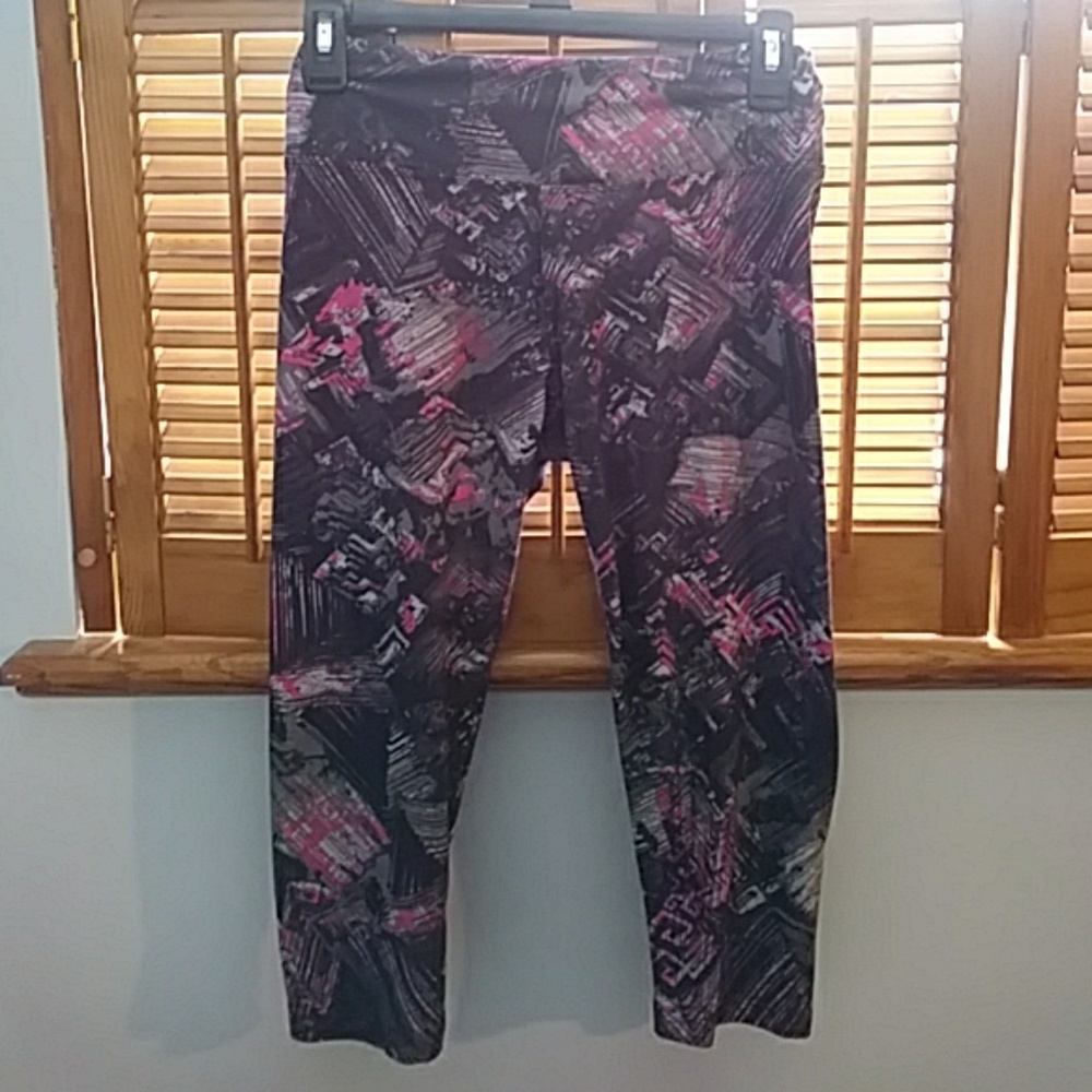 Athletic pants